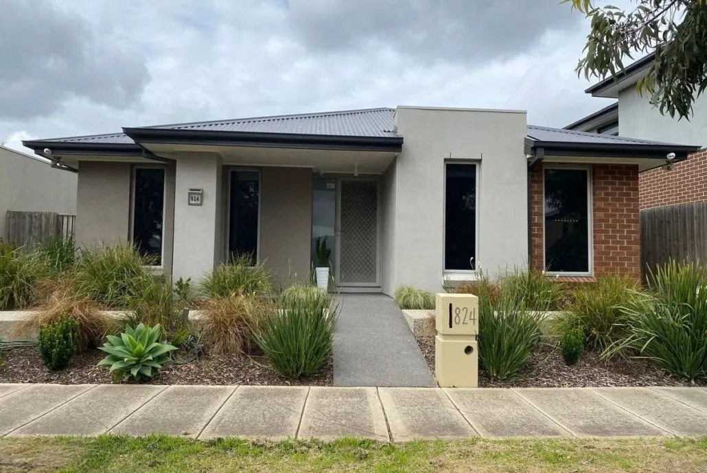 SIL house in Epping showing the front of the house