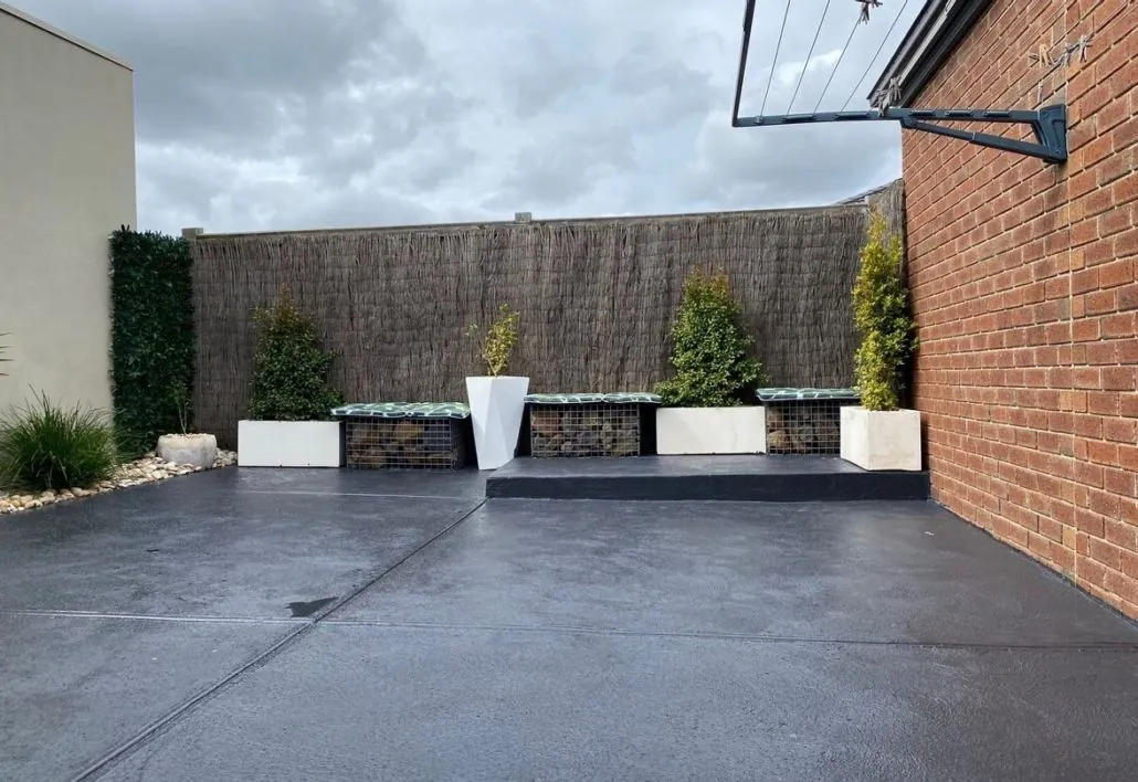 SIL house in Epping showing the terrace